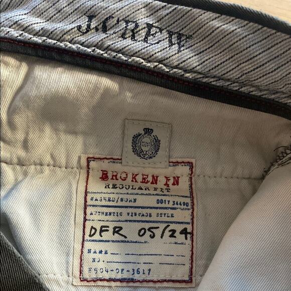 J. Crew Gray 10” Flat Front Embroidered Scorpion Shorts - Picture 2 of 7